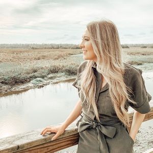 Meet your Posher, Deborah